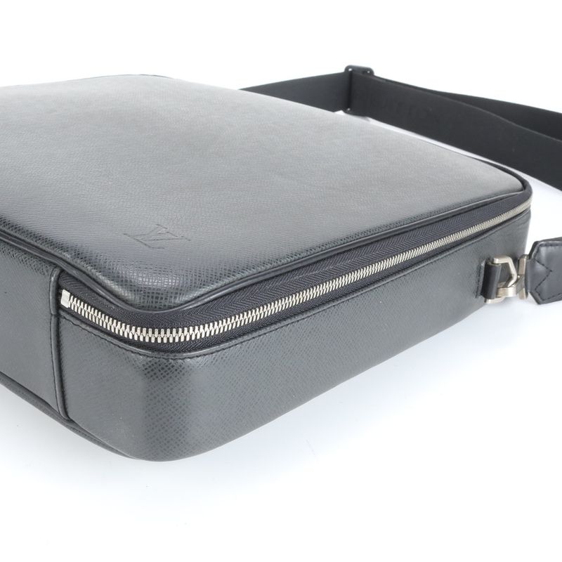 Louis Vuitton Taiga Porte Ordinatour Odessa M30832 2WAY Business Bag Shoulder