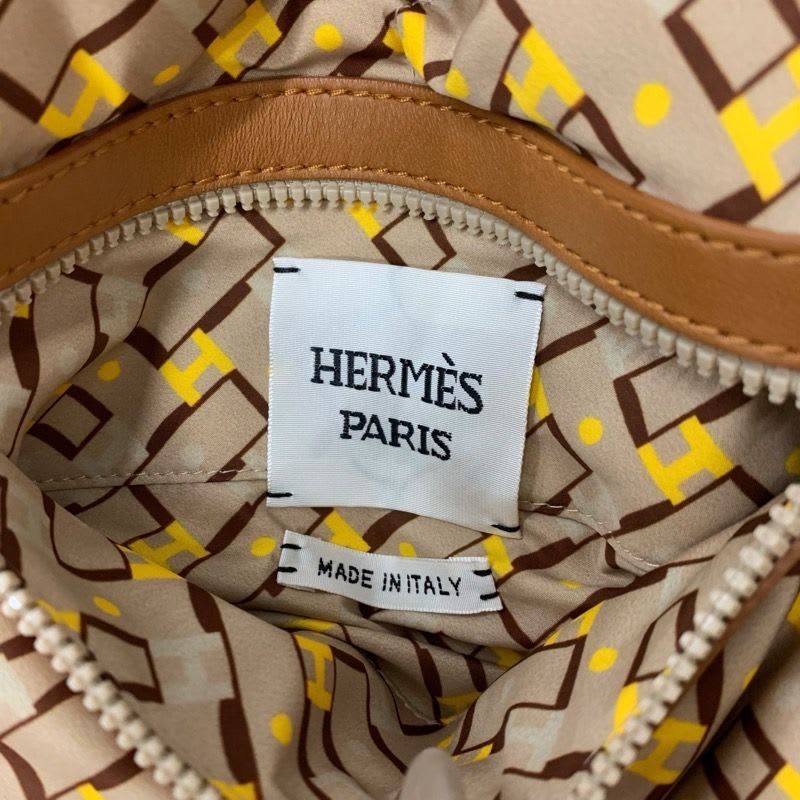 Hermes Outer Beige Brown Yellow Down Reversible With Belt