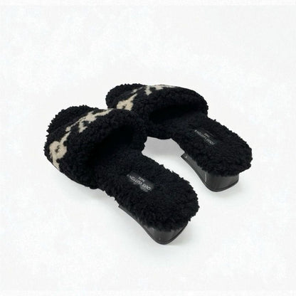 Louis Vuitton Paseo Line Monogram Sandals Shoes Shearling Black White Mule Boa