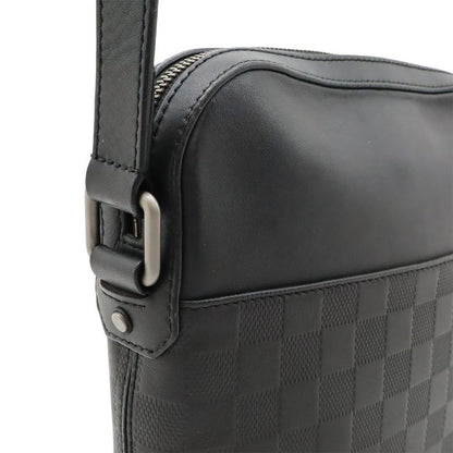 Louis Vuitton Damier Infini Pochette District Shoulder Bag Crossbody Onyx Black