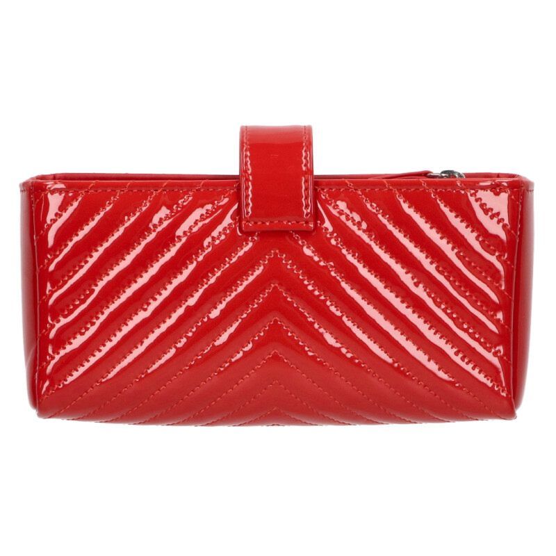 Chanel V-stitched Patent CC Pouch Women's