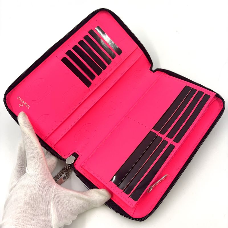 Chanel Cambon Line Coco Mark Round Zipper Serial No 19 Leather Black Long