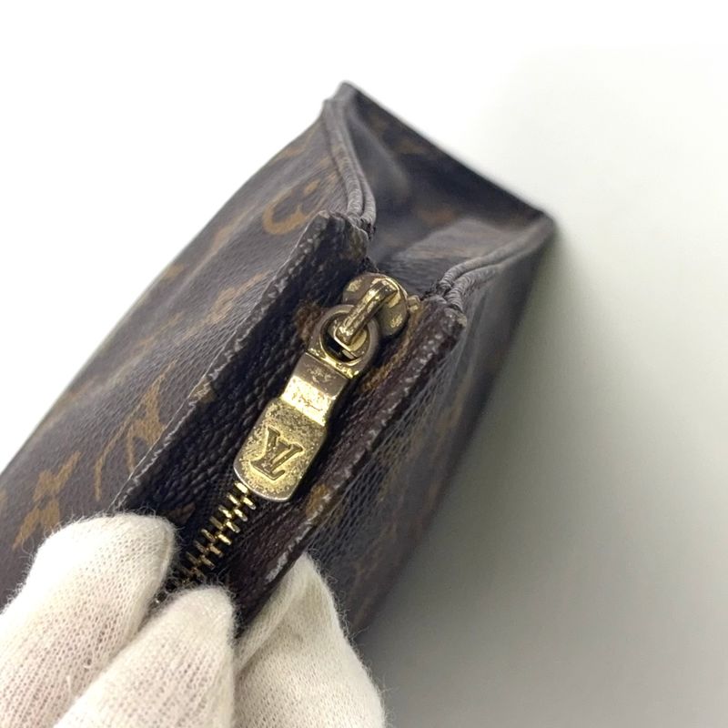 Louis Vuitton Poche Toilette 26 Monogram Leather × PVC Brown Clutch Bag Gold