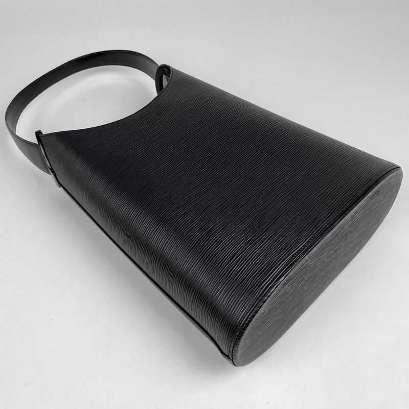 Louis Vuitton Verso One Shoulder Handbag Shoulder Bag Epi Noir Black (black)