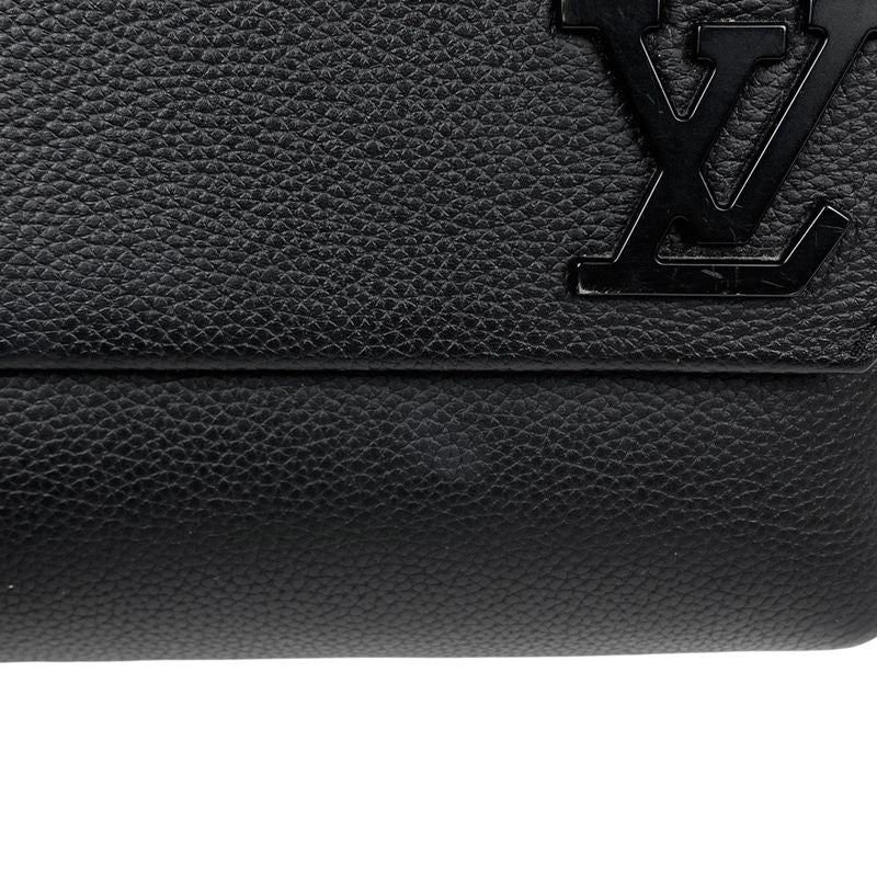 Louis Vuitton Fastline Messenger LV Aerogram Shoulder Bag Leather Noir Black