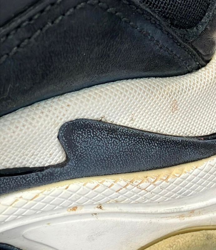 Balenciaga Low Cut Sneakers Thick Sole Triple S 524037 Men's SIZE 26.0 (M)