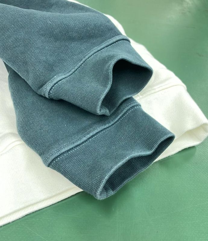 Christian Dior Front Logo Pullover Sweatshirt Hoodie for Kids Size 6 (120)