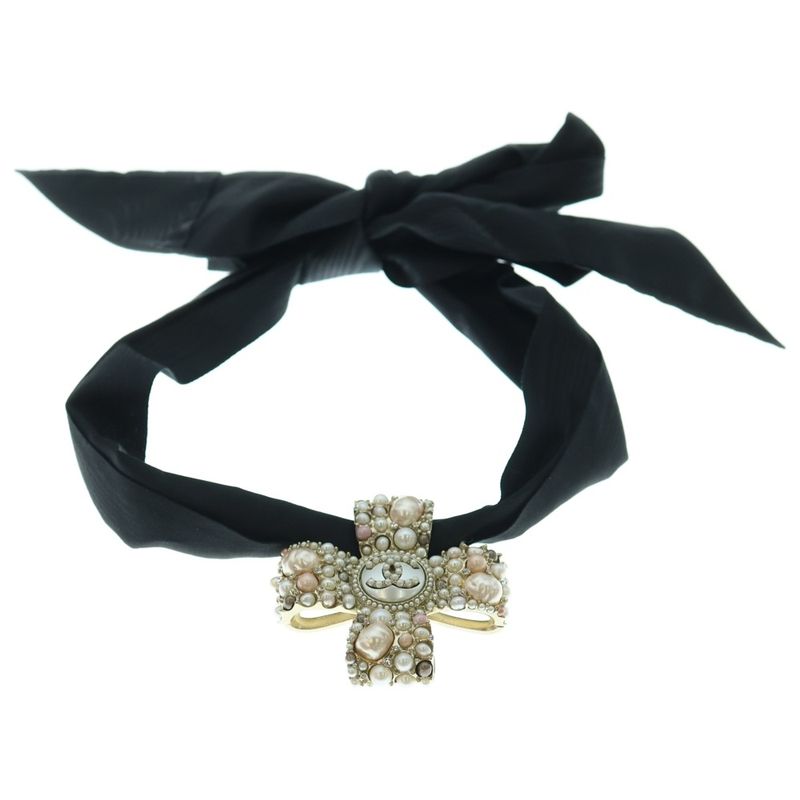 Chanel Coco Mark Faux Pearl Choker Necklace Pink And Gold Black