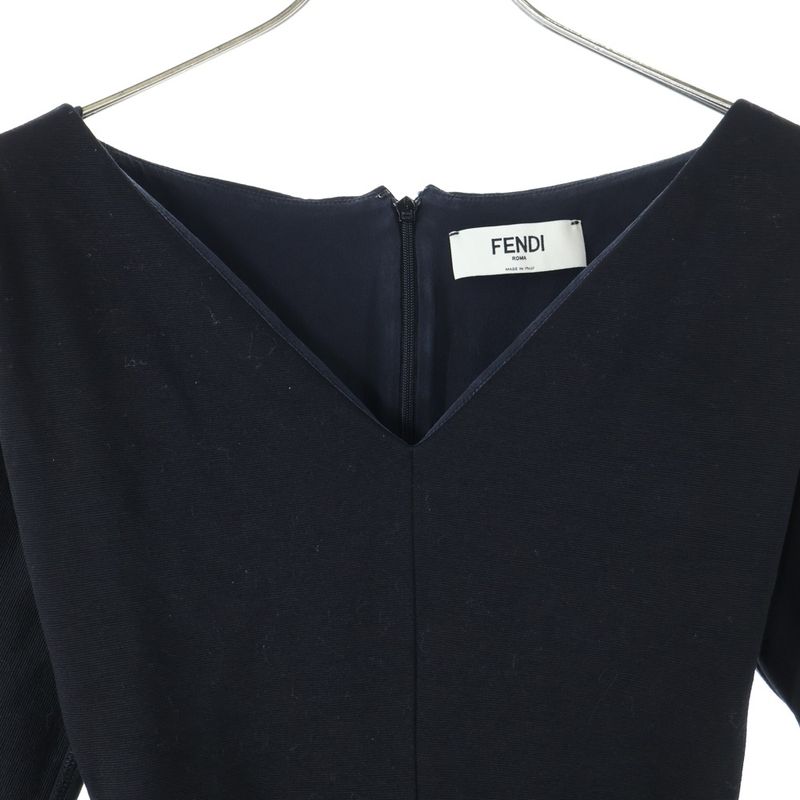 Fendi FF Logo Buckle Belt V-neck Wool Knit Half Sleeve Half Sleeve Long Dress