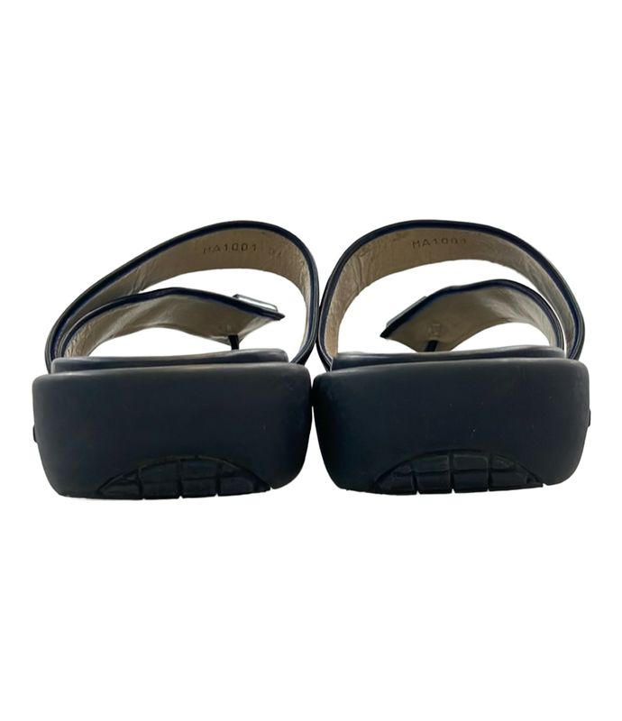 Louis Vuitton Sandals Women SIZE 34 (XS) Louis Vuitton