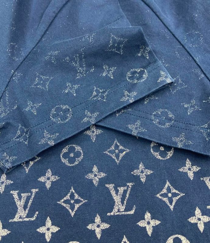 Louis Vuitton Short Sleeve T-Shirt Men's Size XS Louis Vuitton