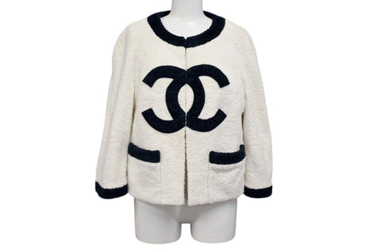Chanel Vintage Terry Cloth Collarless Jacket CC Logo Pile Off White Black