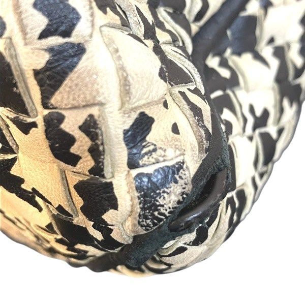 Bottega Veneta Intrecciato Black And Beige Staggered Leather Bag Business Bag