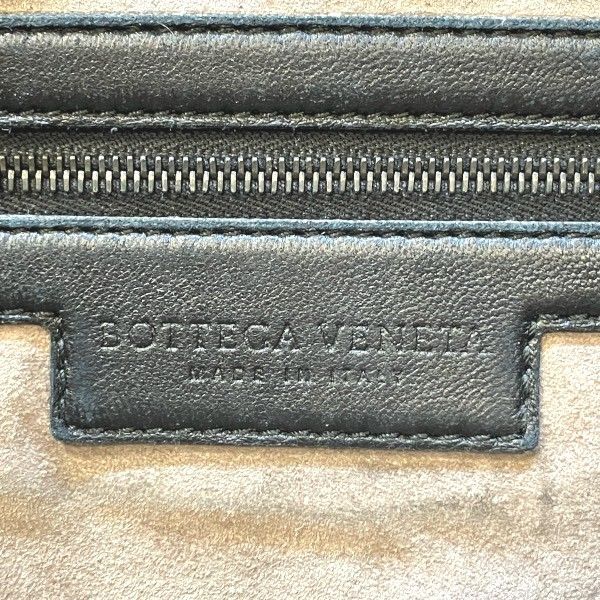 Bottega Veneta Intrecciato Black And Beige Staggered Leather Bag Business Bag