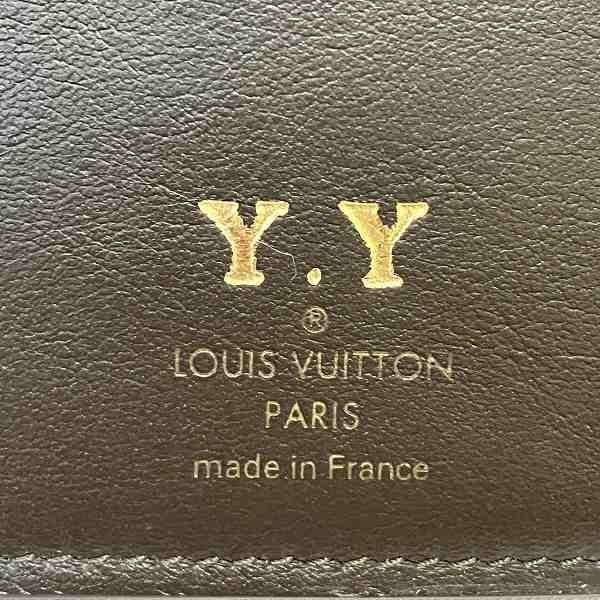 Louis Vuitton Portefeuille Capucines Compact M62159 Trifold Wallet Women