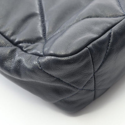 Chanel Shoulder Bag 19 Dizneuf Matelasse As1160 Navy Lambskin (sheepskin)