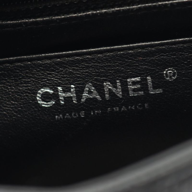 Chanel Shoulder Bag Mini Matelasse Black Leather Calf Mini Matelasse Chain