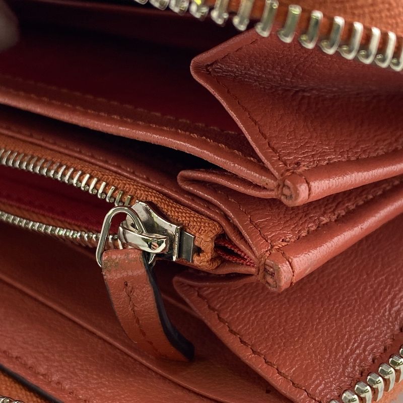 Gucci 760312 Round Zipper Long Wallet Pink Ladies