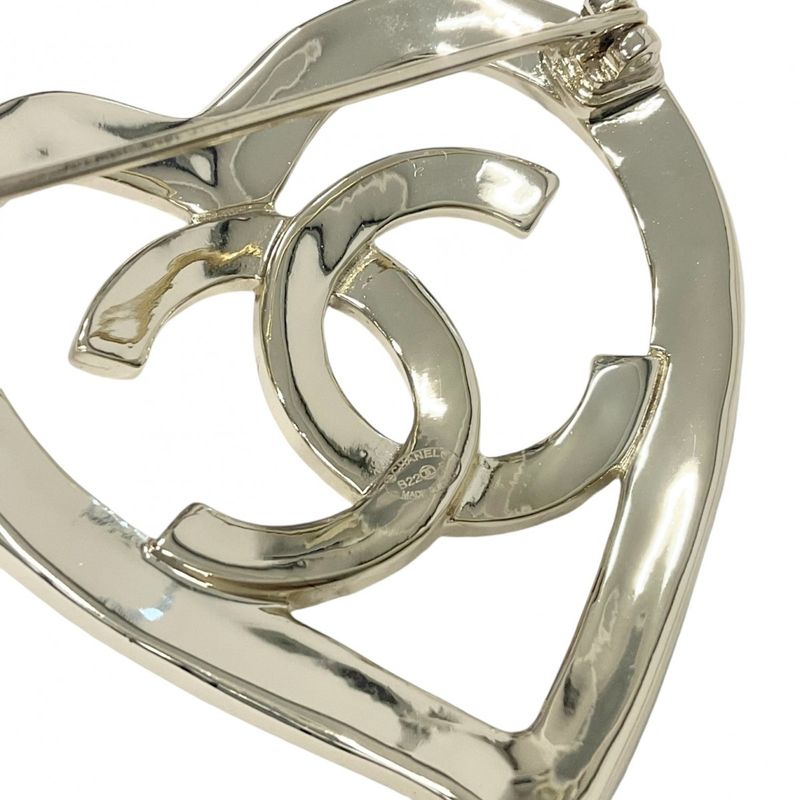 Chanel Brooch Corsage Gold Coco Mark Logo Heart