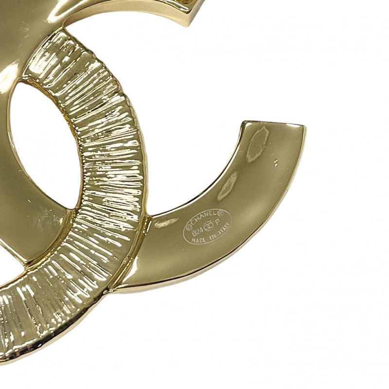 Chanel Brooch Corsage Gold Black Here Mark