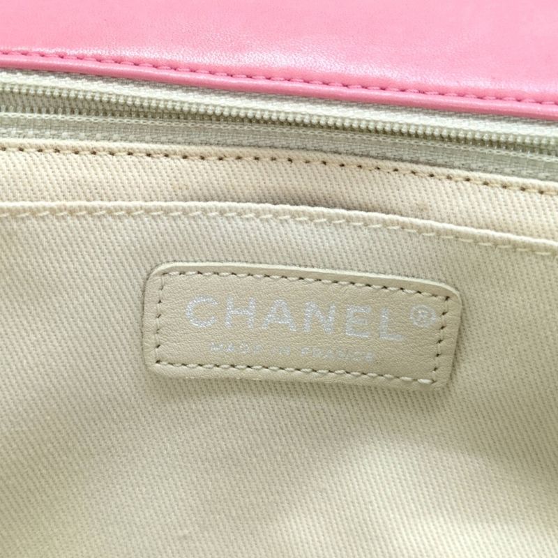 Chanel Shoulder Bag / 14424437 / Pink / Next-day Delivery Possible [] B