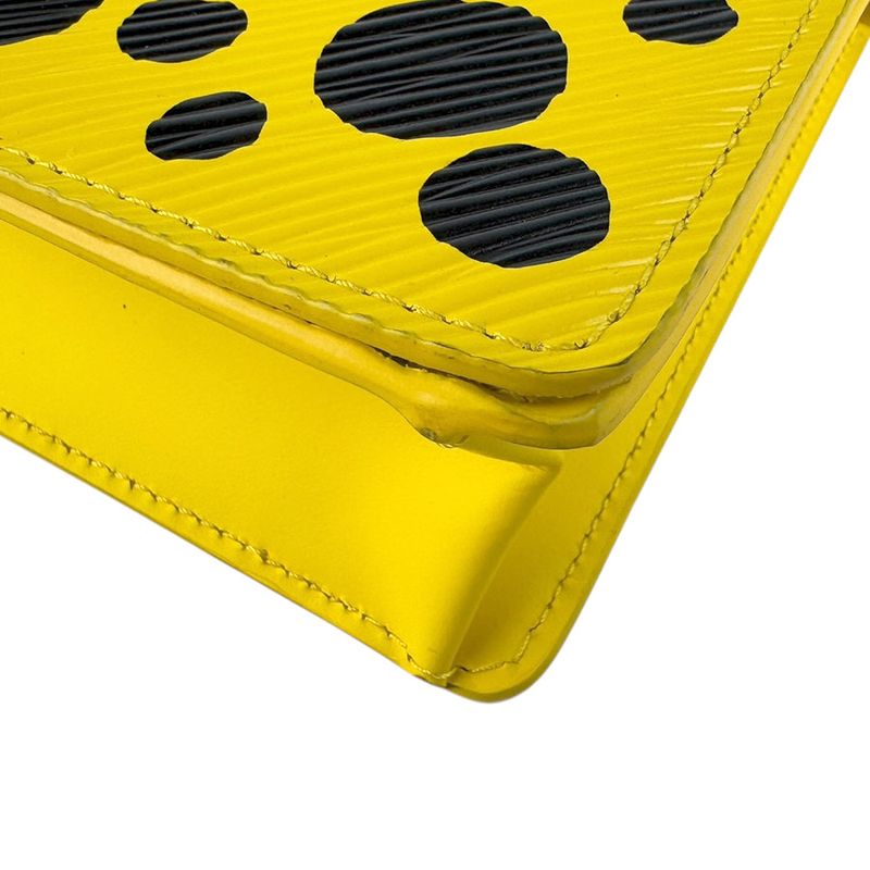 Louis Vuitton Chain Wallet Lv×yk Portefeuille Twisted Belt Chain Wallet M81987