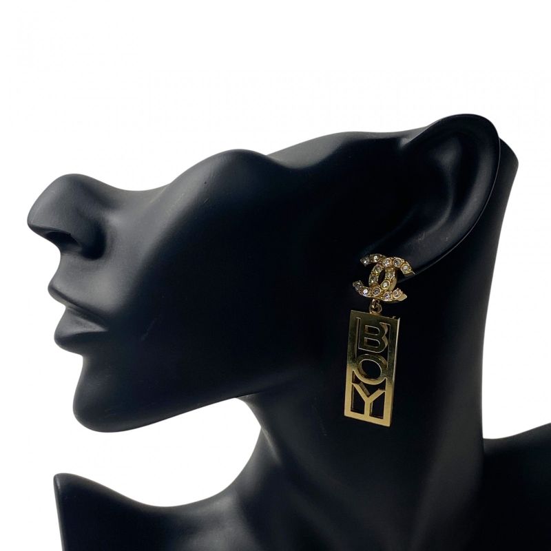 Chanel Women's Coco Mark Swing Earrings BOY B22 C