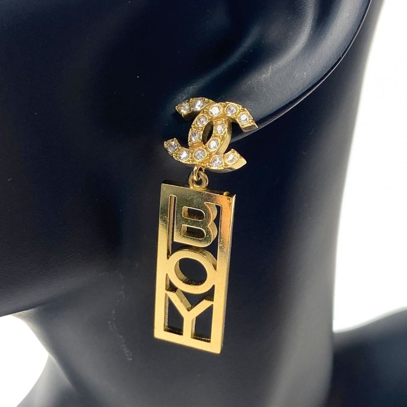 Chanel Women's Coco Mark Swing Earrings BOY B22 C