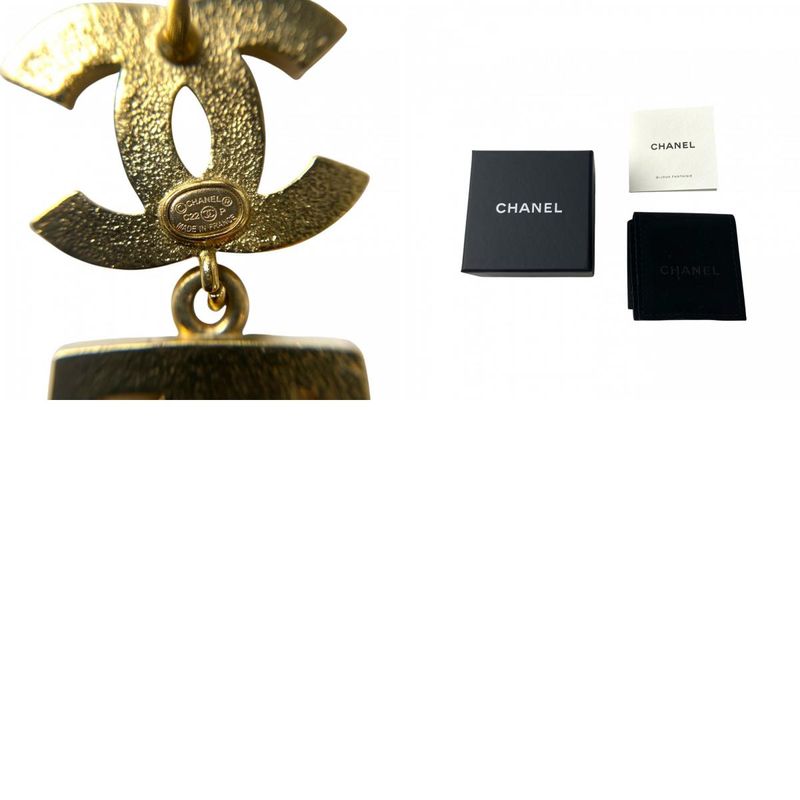 Chanel Women's Coco Mark Swing Earrings BOY B22 C