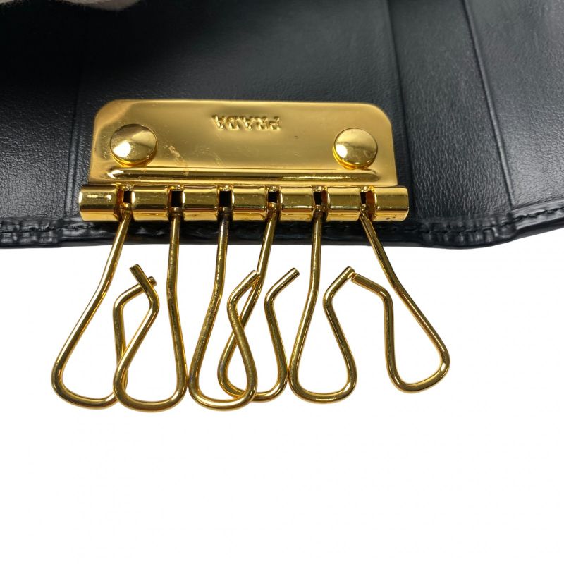 Prada Women's 4-ring Key Case Triangle Logo Plate Black