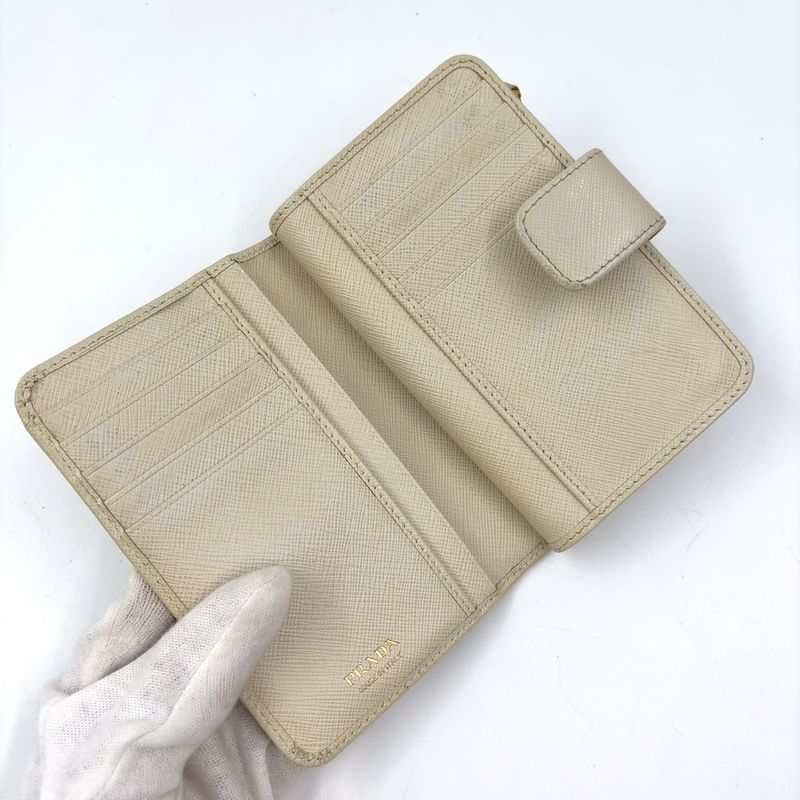 Prada Saffiano Multic Bifold Wallet Saffiano Leather Beige Wallet 1ml225