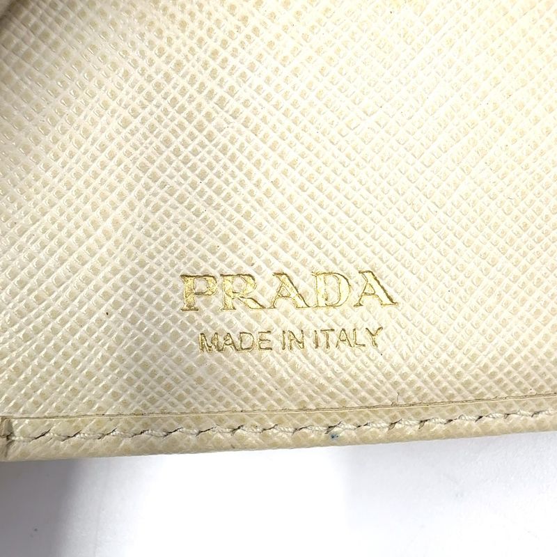 Prada Saffiano Multic Bifold Wallet Saffiano Leather Beige Wallet 1ml225