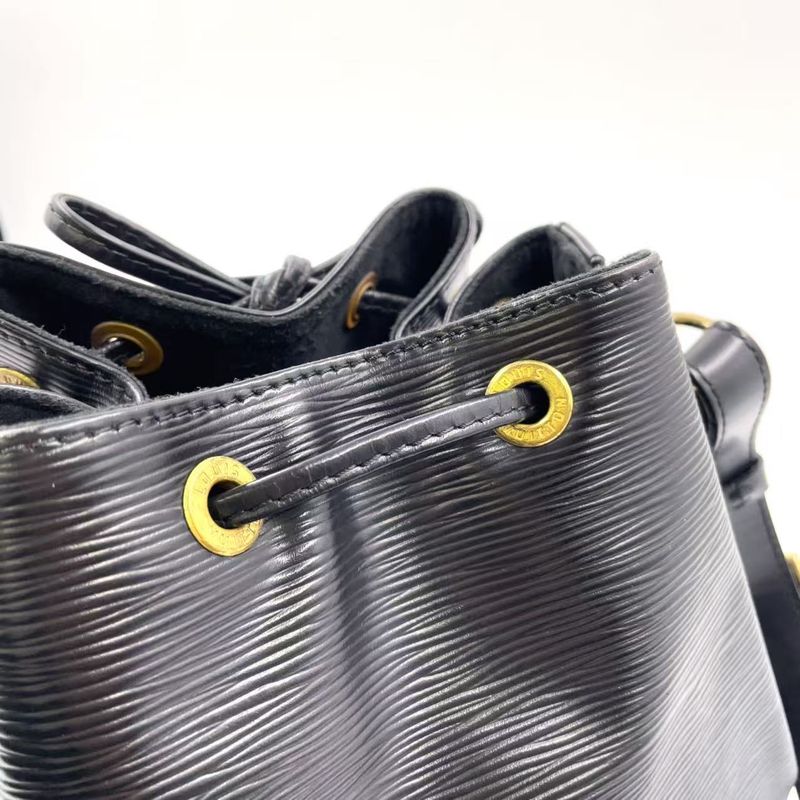 Louis Vuitton Petite Noir Epi Noir Black Leather Black Shoulder Bag Gold M59012