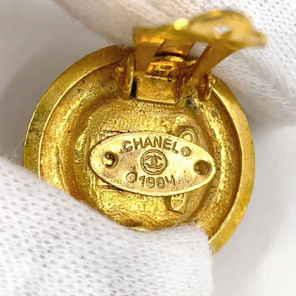 Chanel Pearl Motif One Side Logo Plate Broken GP Gold Earrings