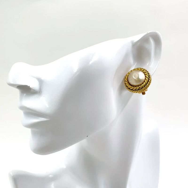 Chanel Pearl Motif One Side Logo Plate Broken GP Gold Earrings