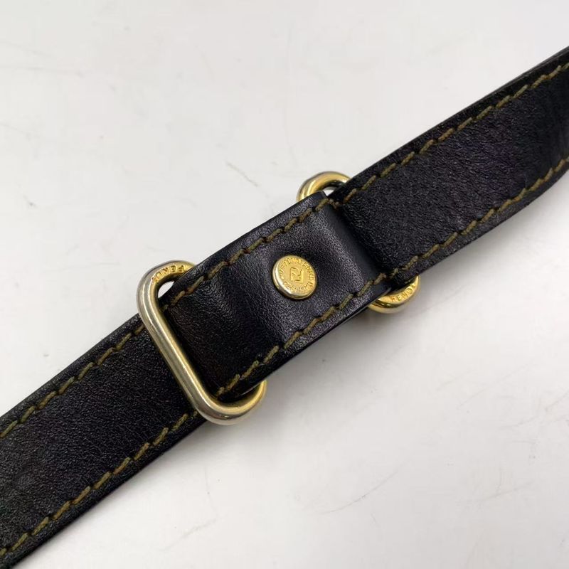 Fendi Pecan Pattern Leather × PVC Black × Beige Shoulder Bag Gold