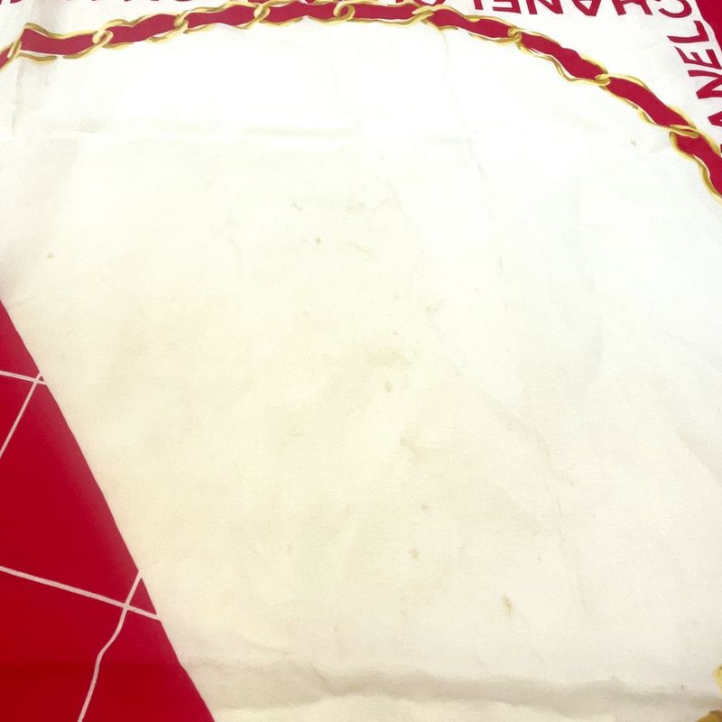 Chanel Matelasse Chain Shoulder Bag Patterned Silk Ivory And Red Scarf