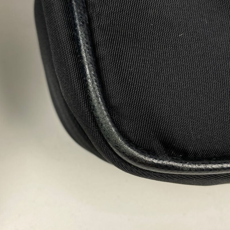 Prada Logo Plate Shoulder Bag Crossbody Shoulder Bag Nylon Nero (black) Va953m