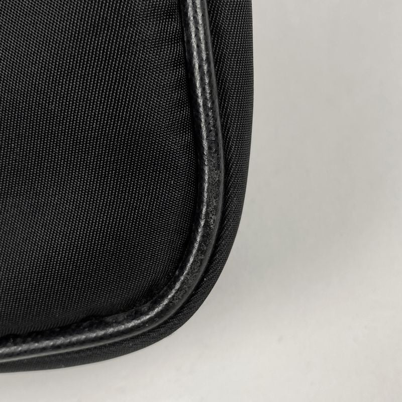 Prada Logo Plate Shoulder Bag Crossbody Shoulder Bag Nylon Nero (black) Va953m