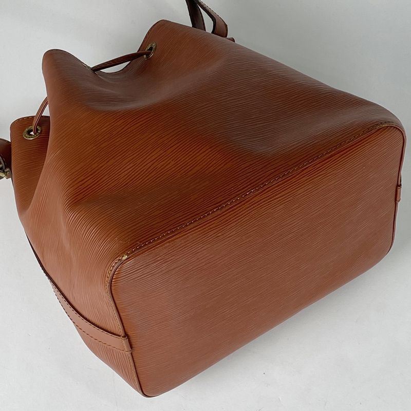 Louis Vuitton Petit Noe One Shoulder Drawstring Shape Shoulder Bag Epi Kenyan