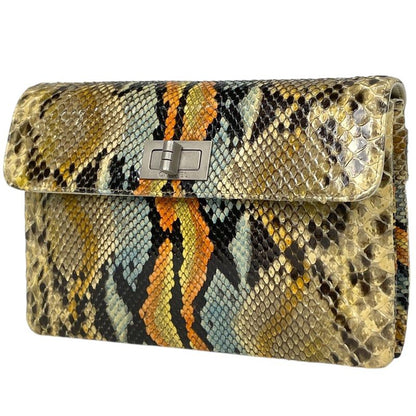 Chanel Coco Mark Clutch Bag Second Bag Turnlock Clutch Bag Leather Yellow