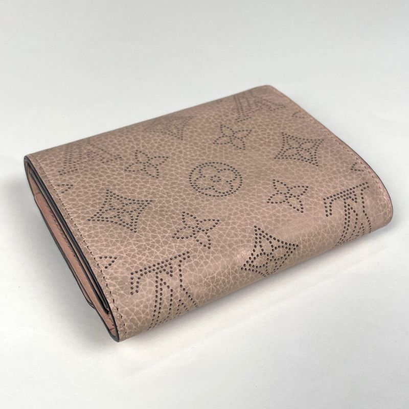 Louis Vuitton Portefeuille Iris Compact Billfold Coin Purse Perforated Bifold