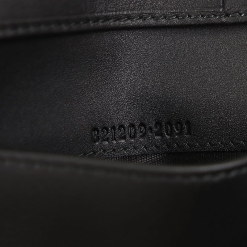 Gucci 821209 Coated Fabric GG Emblem Pass Case Business Card Holder Card Case