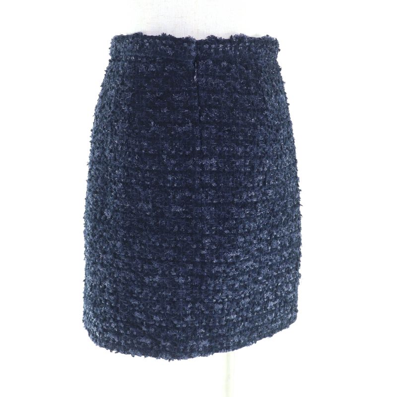 CHANEL P60275 Lined With 100% Silk Lapausa Trapezoidal Tweed Skirt With Coco