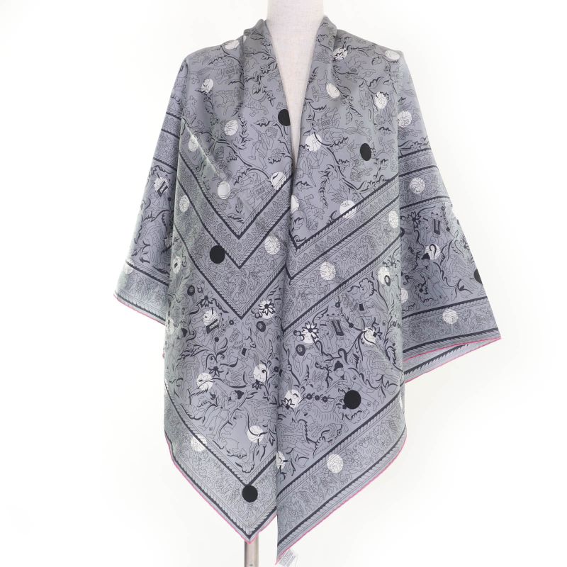 Hermes Carre Geant Carre 140 Indian Hunting 100% Silk Gris/blanc Scarf With Box