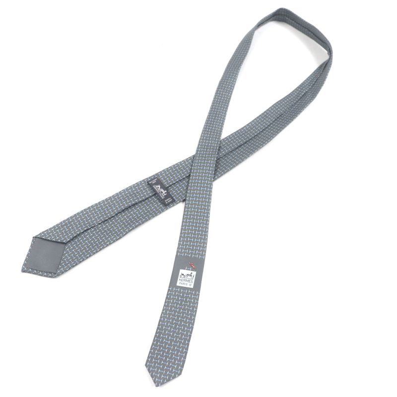 Hermes 6331 Dancing BIT 100% Silk Cravat H Overall Design Tie Gray Light Blue