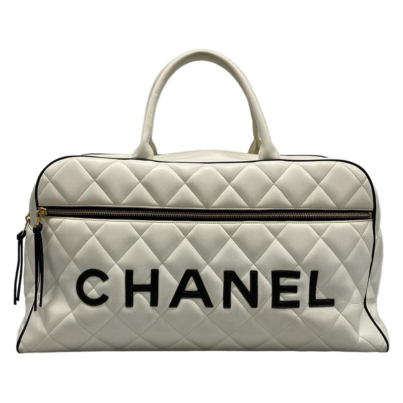 Chanel Boston Bag Matelasse A05943 White And Black Leather