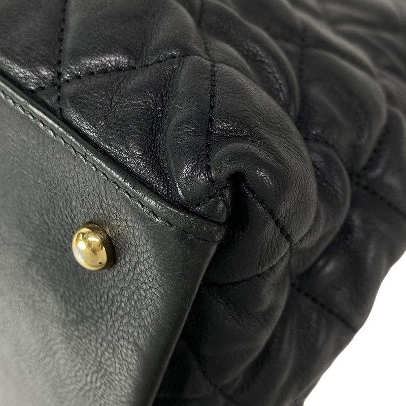 Chanel Tote Bag Chain Me A50495 Black Chain Shoulder/gold Hardware Lambskin