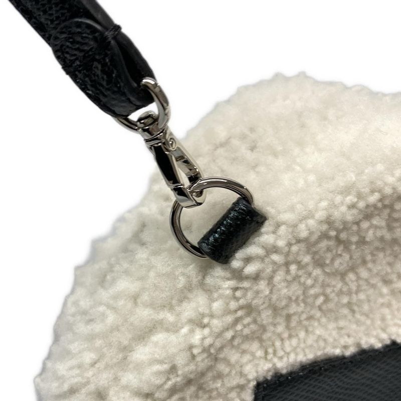 Fendi Shoulder Bag Rice Ball Bag 7as240-apu0 White And Black Detachable Strap