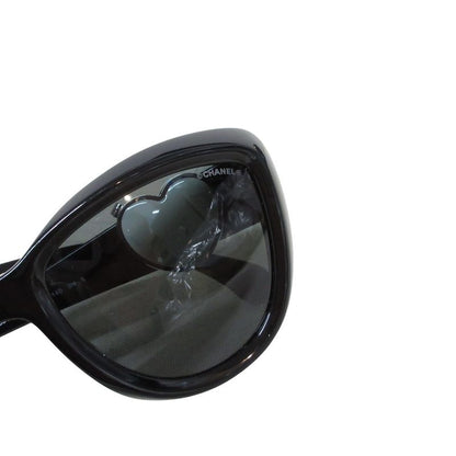 Chanel Heart Shape Coco Mark Sunglass Es 5517-a Black Frame Ladies Used